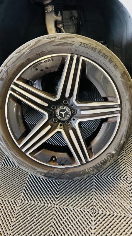 Réparer une jante abîmée sur Mercedes GLC à Aix-en-Provence : intervention rapide et soignée