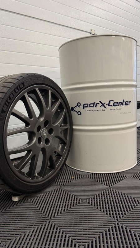 Réparation de jante alu sur Maserati à Marseille : service haut de gamme chez PDRX CENTER