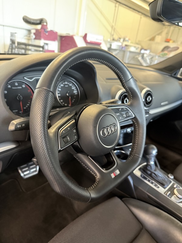 Réparation de volant abîmé sur Audi avec PDRX CENTER à Gémenos près de Marseille