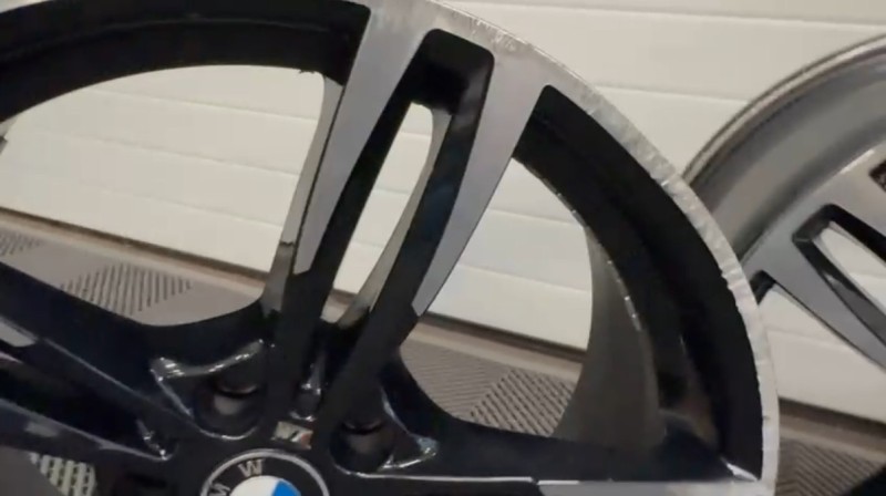 Rénovation complète de 4 jantes alu poli diamantées biton pour un particulier de Toulon dans les ateliers PDRX Center à Gémenos, près d’Aubagne