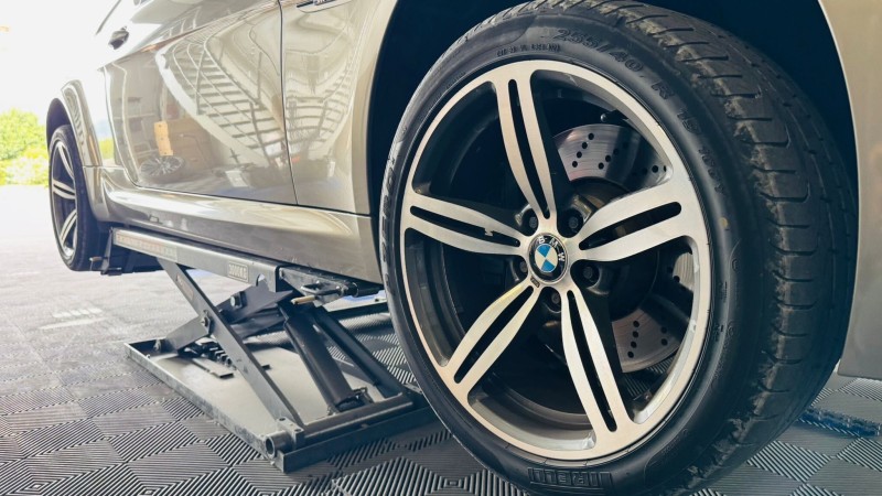 Réparation de jantes Tesla éraflées à Gémenos et Marseille