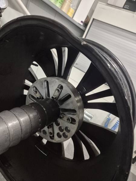 Jante tordu et voilée