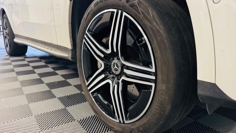 Réparer une jante abîmée sur Mercedes GLC à Aix-en-Provence : intervention rapide et soignée