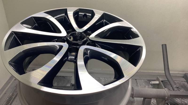 Rénovation jante alu Renault Dacia 