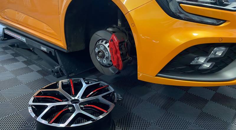 Service de réparation de jantes alu pour voitures sportives à  Marseille