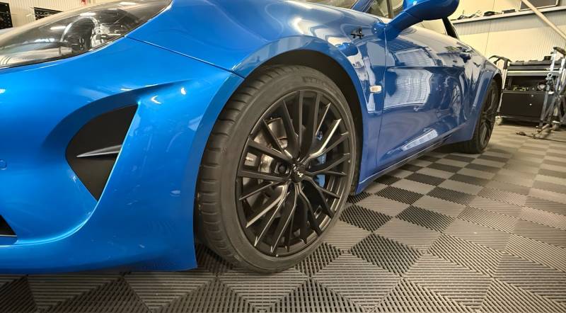 Rénovation jante de Lotus