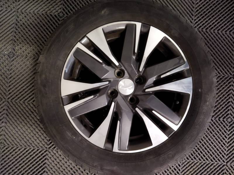 Réparation jante Peugeot 2008